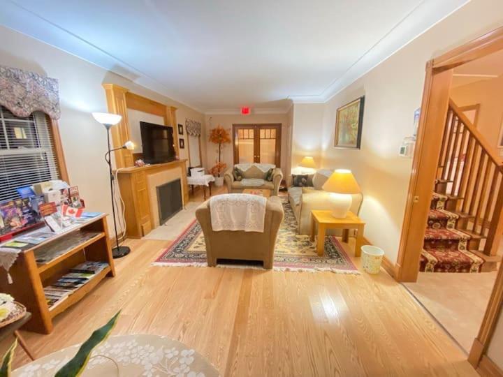 Anna'S Bed & Breakfast Καταρράκτες του Νιαγάρα Εξωτερικό φωτογραφία